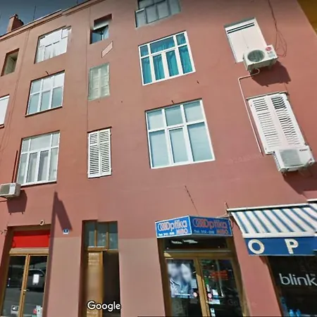 Kalemary's Apartament *