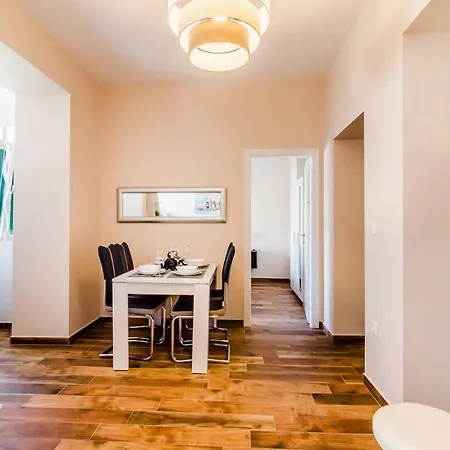 Kalemary's Apartment *
